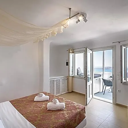 Avianto Bed and breakfast 4*
