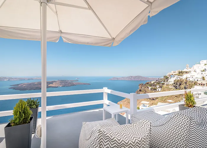 Avianto Oda ve Kahvaltı Imerovigli (Santorini)